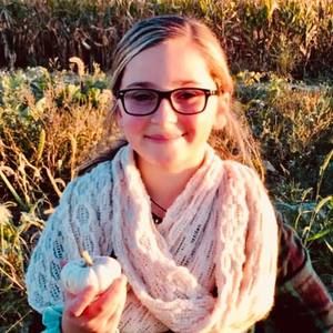 Meet your Posher, Casey